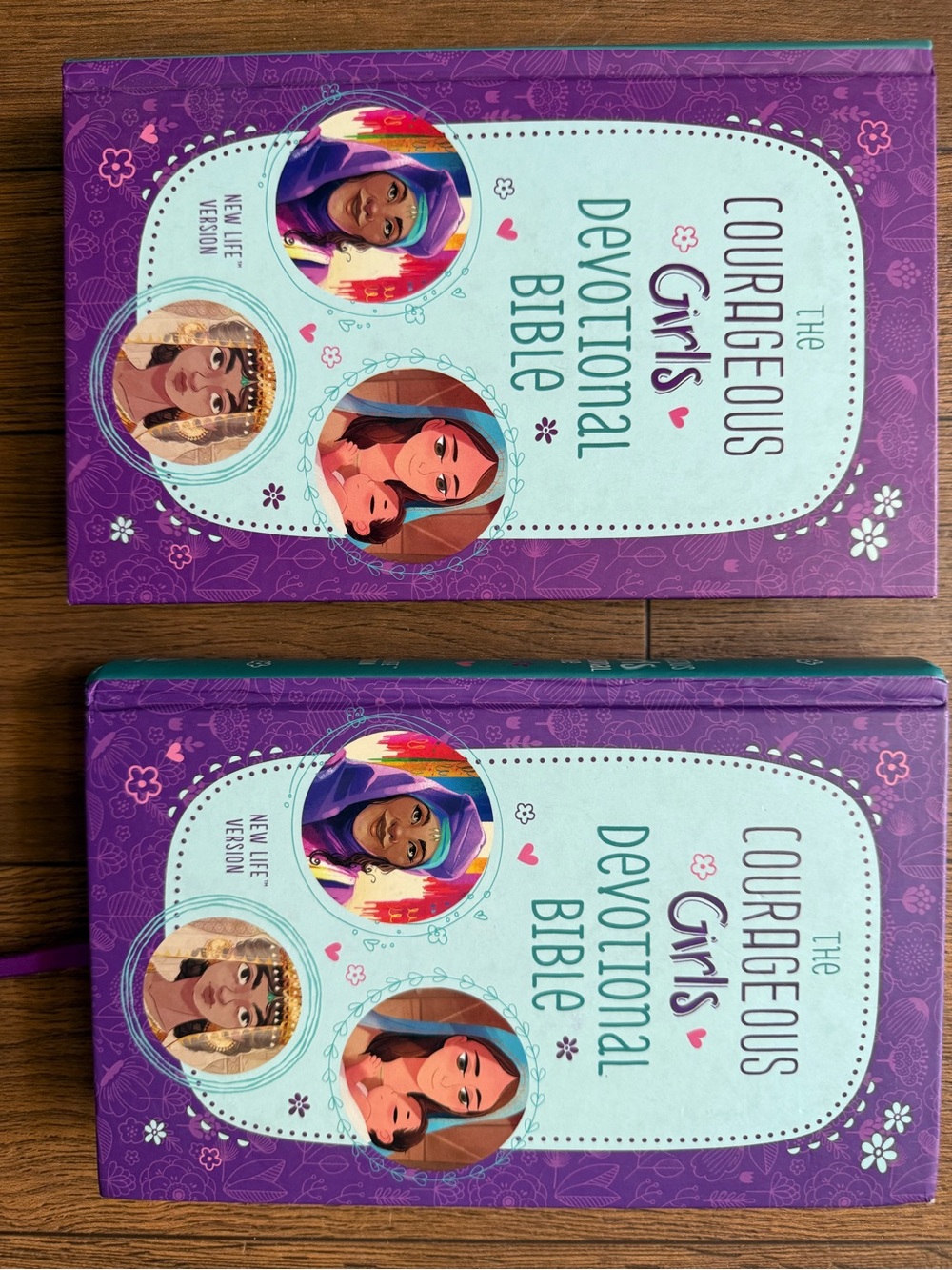 Courageous Girls Devotional Bible NEW